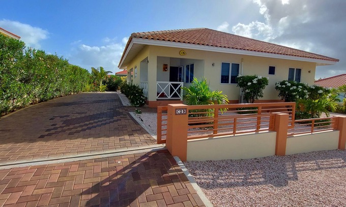 Fontein Villa | Bunita Blenchi. Piscina privada, Porche 42m2, hermosas playas y buenos restaurantes.