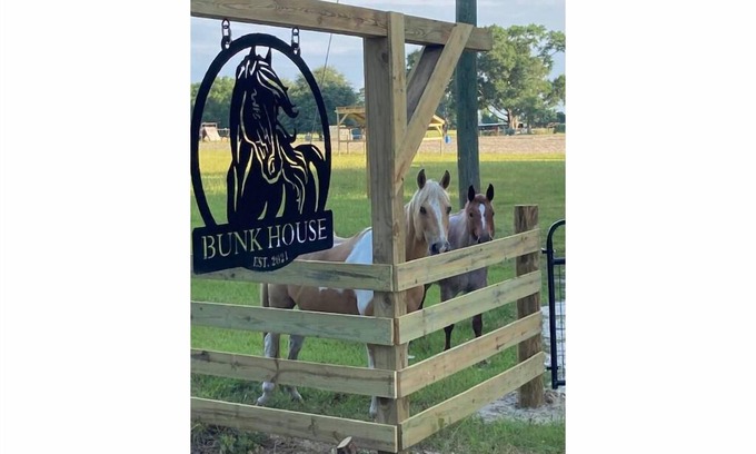 Lake City Casa | Bunkhouse Farm Stay