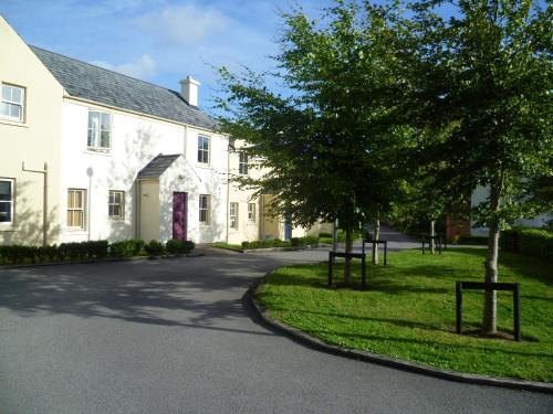 Bunratty Casa | Bunratty Castle Gardens Home