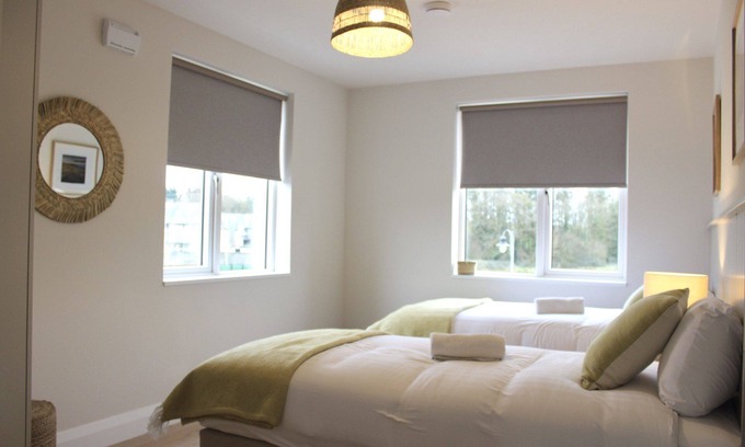 Bunratty Casa | Bunratty Town House No 4 - sleeps 8 guests in 4 bedrooms