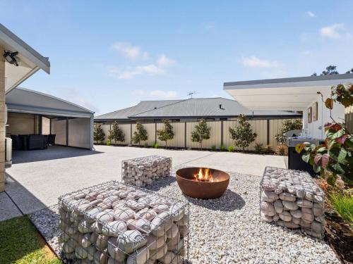Quindalup Casa | Buone Vacanze - Alfresco Living & Coastal Adventures