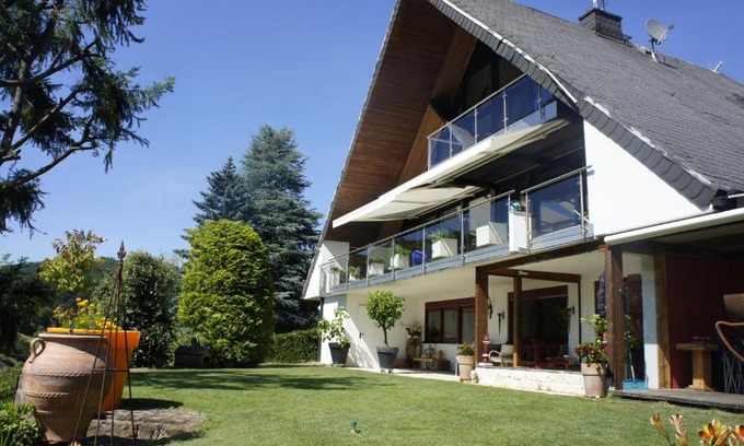 Gammelsbach Apartamento | Burg Freienstein Blick 4 Sterne mit Sauna
