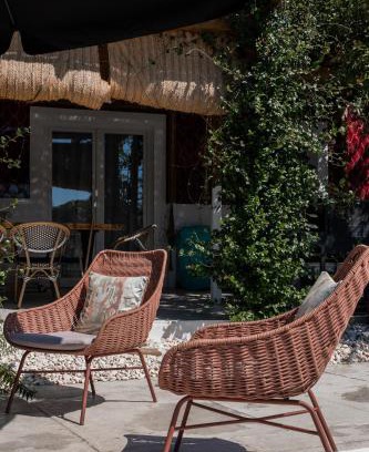 Grandola Casa | BURGUNDY house