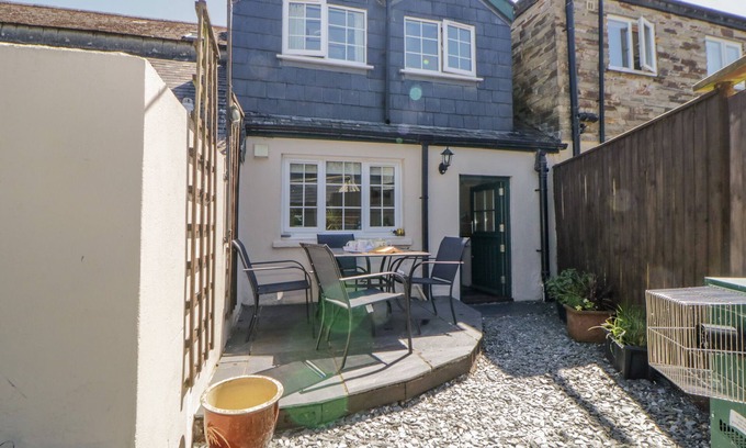 Walkhampton Cabaña | BURHAM COTTAGE, pet friendly, character holiday cottage in Yelverton