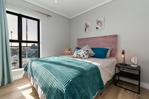 Milnerton Apartamento | Burmeister 202 - 2 Bedroom Apartment Across from Ocean - Onsite Free Parking