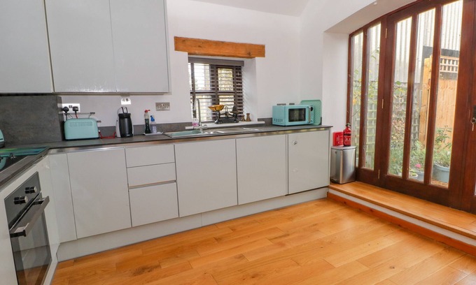 Mynydd Isa Cabaña | Burnt Oak Stables