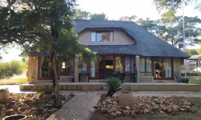 Bela-Bela Chalet De Esquí | Bush Dream, Mabalingwe