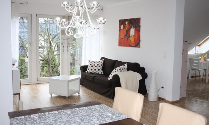Rheidt Apartamento | Business Apartment Bugl