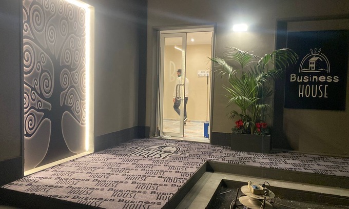Casavatore Casa | Business house