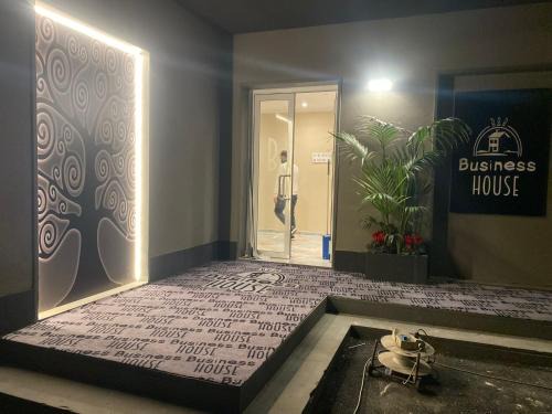 Casavatore Casa | Business House