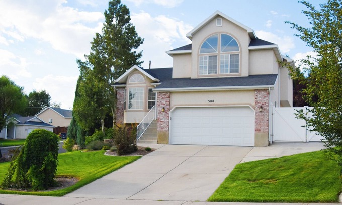 Lehi Casa | Business or Vacation at our Beautiful Lehi Home