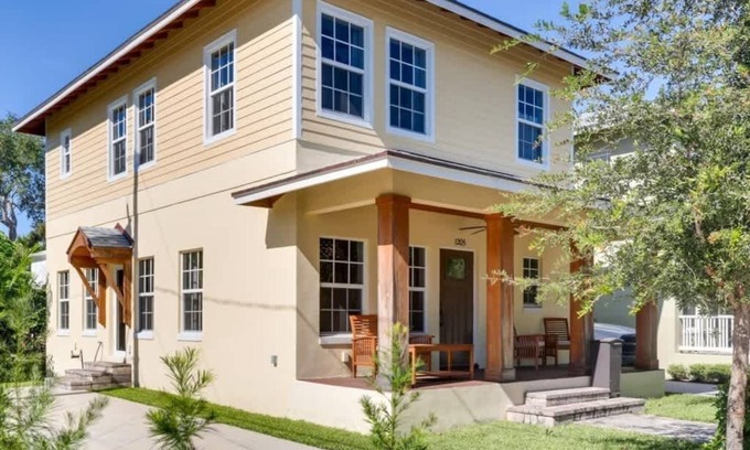 Grandview Heights Casa | Buttercup Vacation Home