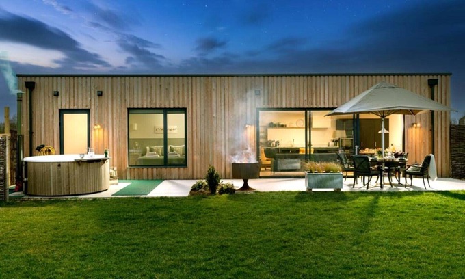 Old Somerby Cabina | Buttercup Lodge
