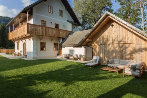 Bohinjska Bistrica Cabina | Butterfly Lodge