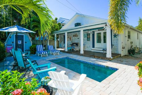 Anna Maria Casa | Buttonwood Cottage