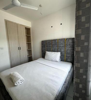 Manyimbo Apartamento | Buxton Point Kandy Three Bedroom Family House