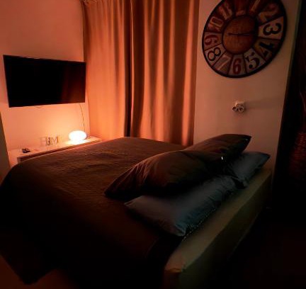 Villemomble Apartamento | By Nuit-Parisienne : city-view