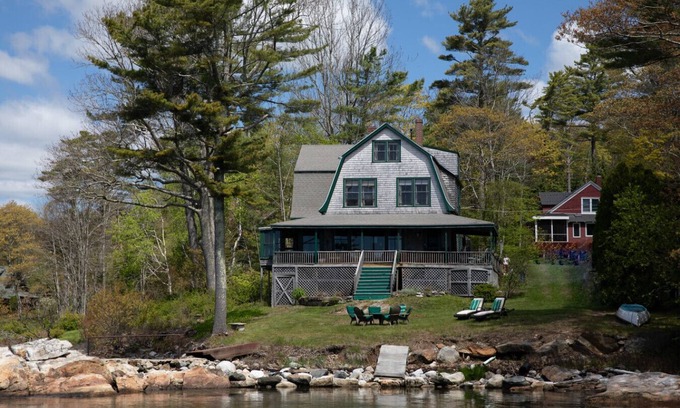 Bayville Casa | By the Bay by Sea Maine