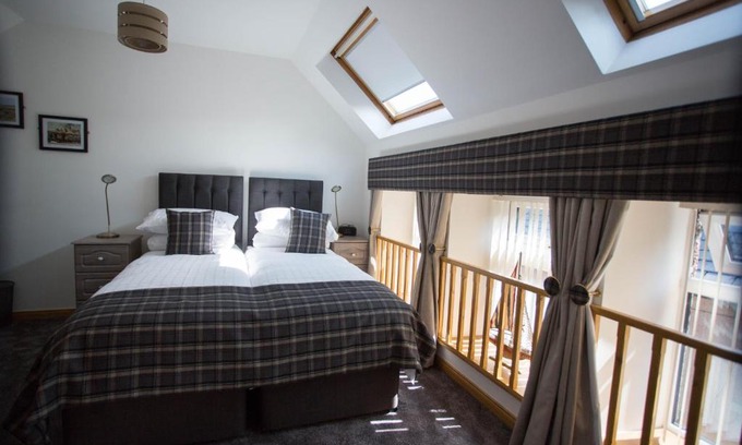 Cruden Bay Cama Y Desayuno | By The Bay