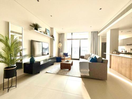 Muscat Apartamento | By The Beach - Prime location