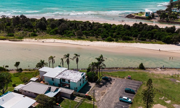 Crescent Head Casa | Por The Lake Cottage @ Crescent Head