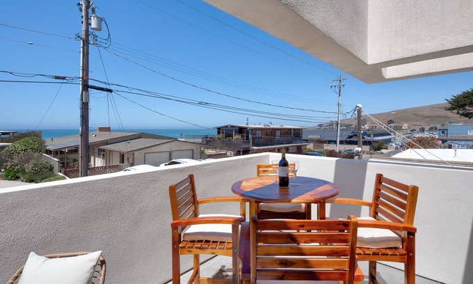Cayucos Apartamento | By the Sea - 17