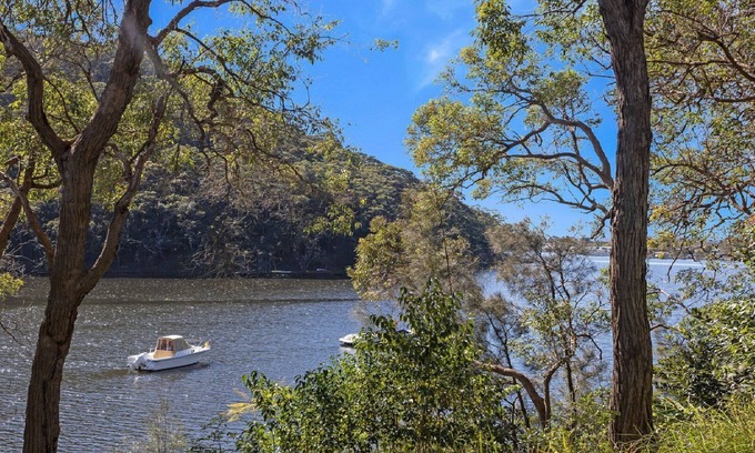 Horsfield Bay Casa | By The Waterside Horsefield Bay