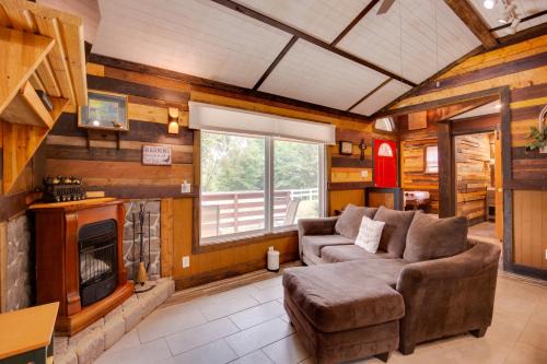 Lake Lafayette Casa | Byrds Nest Lake Lafayette Escape with Fire Pit