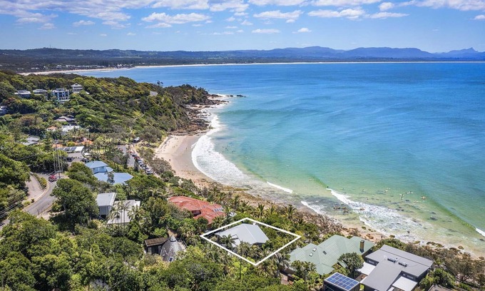 Byron Bay Casa | Byron Bay Accom - Wategos Beach House - 33 Marine Parade