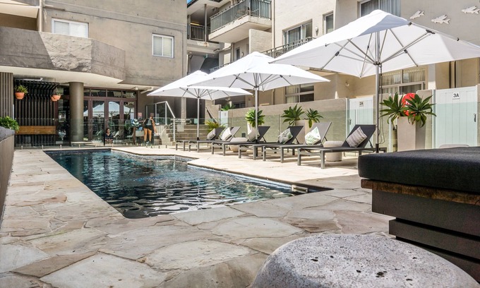Byron Bay Hotel | Byron Bay Hotel & Apartments