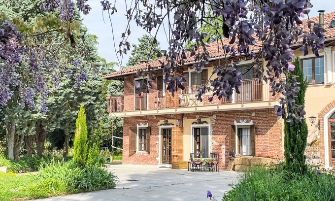 Asti Apartamento | Cà Maria by Interhome