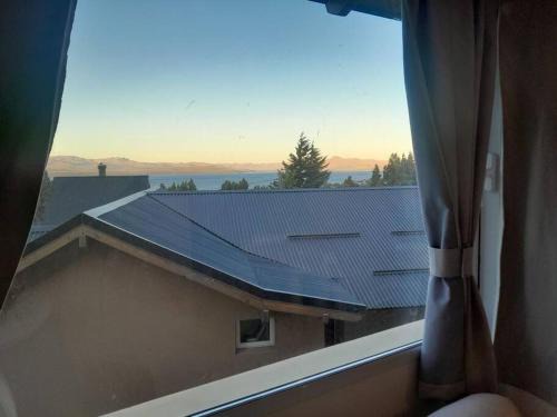 San Carlos de Bariloche Apartamento | Cálido depto con vista al lago