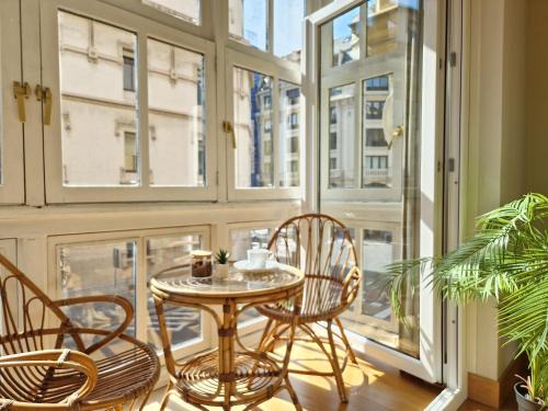 Abando Apartamento | Céntrico con Encantador mirador by ALOHA Bilbao