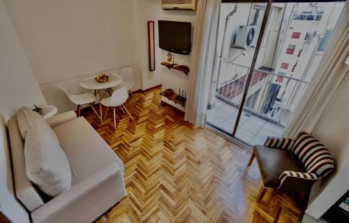 Almagro Apartamento | Cómodo, con cochera cerca del hospital italiano