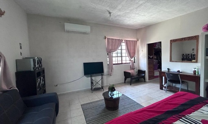 Centro de Ciudad del Carmen Apartamento | Cómodo departamento