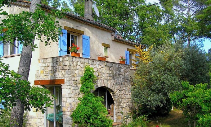 Figanieres Apartamento | Côte Dazur : Loue Étage Dans une Domaine de 1,4 ha - 5 Couchages