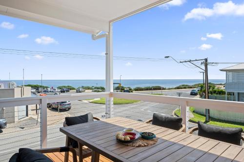 Aldinga Beach Casa | C-Views - Aldinga Beach - C21 SouthCoast Holidays