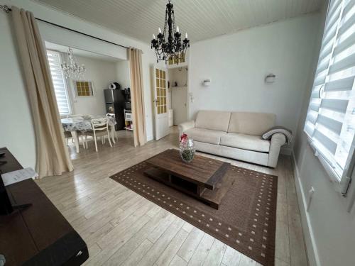 Riou - Petit Juas - Av de Grasse Apartamento | C090 Appartement confortable proche du Suquet et du Palais des festivals