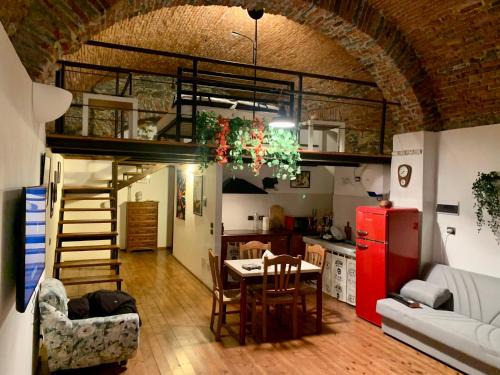 Calice Ligure Apartamento | Ca' du Ventu - Cozy house with mezzanine & little garage