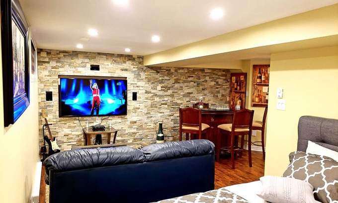 L'Ile-Bizard Casa | Casa 2014 en Montreal Oeste | Totalmente equipado | Grandes grupos | Cerca del aeropuerto