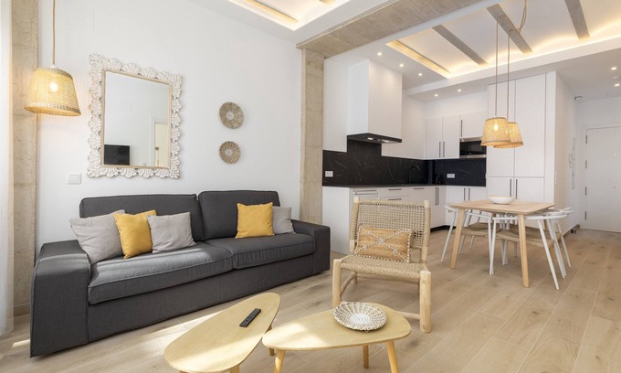 El Cabanyal Apartamento | Ca La Leni Beach II. WiFi + Aire Acondicionado