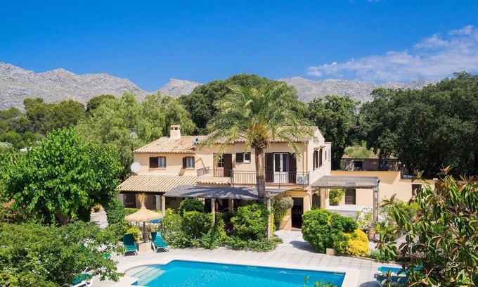 Pollensa Chalet De Esquí | Ca'n bou petit *Casa mallorquina tranquila. Cerca de todos los sitios. 10 pax.