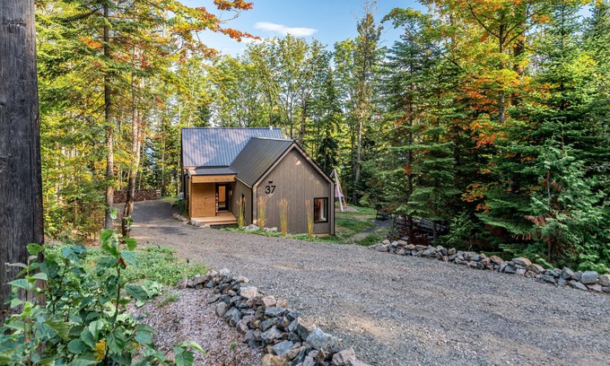 Petite-Riviere-Saint-Francois Chalet De Esquí | 'Alfred Cottage - Unique residence between river and mountains in the Charlevoix