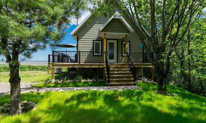 Petite-Riviere-Saint-Francois Casa | 232 · Les Immeubles Charlevoix - 232