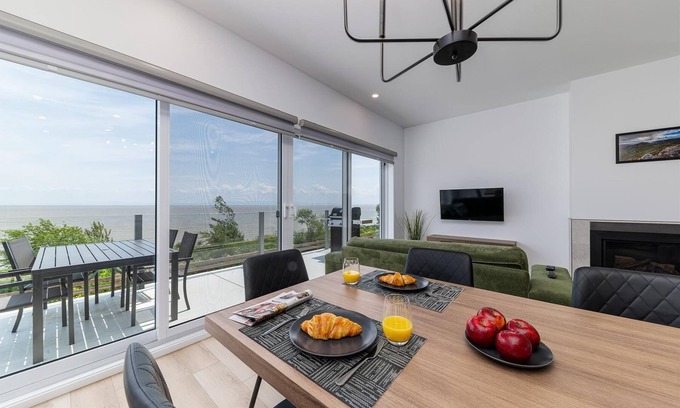 Petite-Riviere-Saint-Francois Condominio | Havre du loup 1227 River front 1 Bedroom Gem
