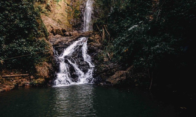 Bayamon Cabina | Cabaña Acogedora y Romántica con vista a las montañas a pasos del Río y cascada.