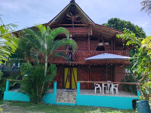 Capurgana Casa | cabaña los corales