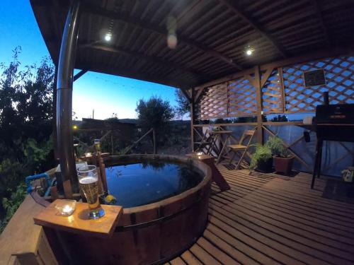 Ranquil Cabina | Cabaña Refugio Magenta