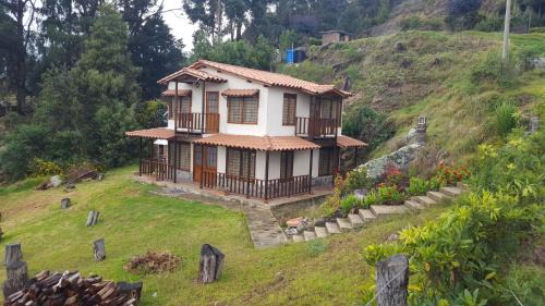 Cuitiva Cabina | Cabaña Santo Domingo