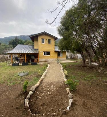 Villa Los Coihues Chalet De Esquí | Cabaña Tierra de Gigantes II - Villa Los Coihues